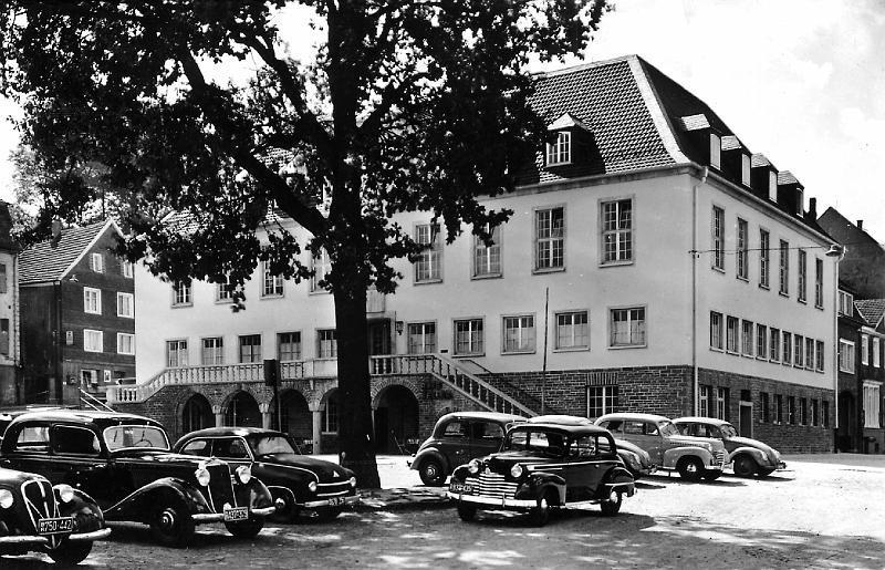 (094) rathaus 1953.jpg